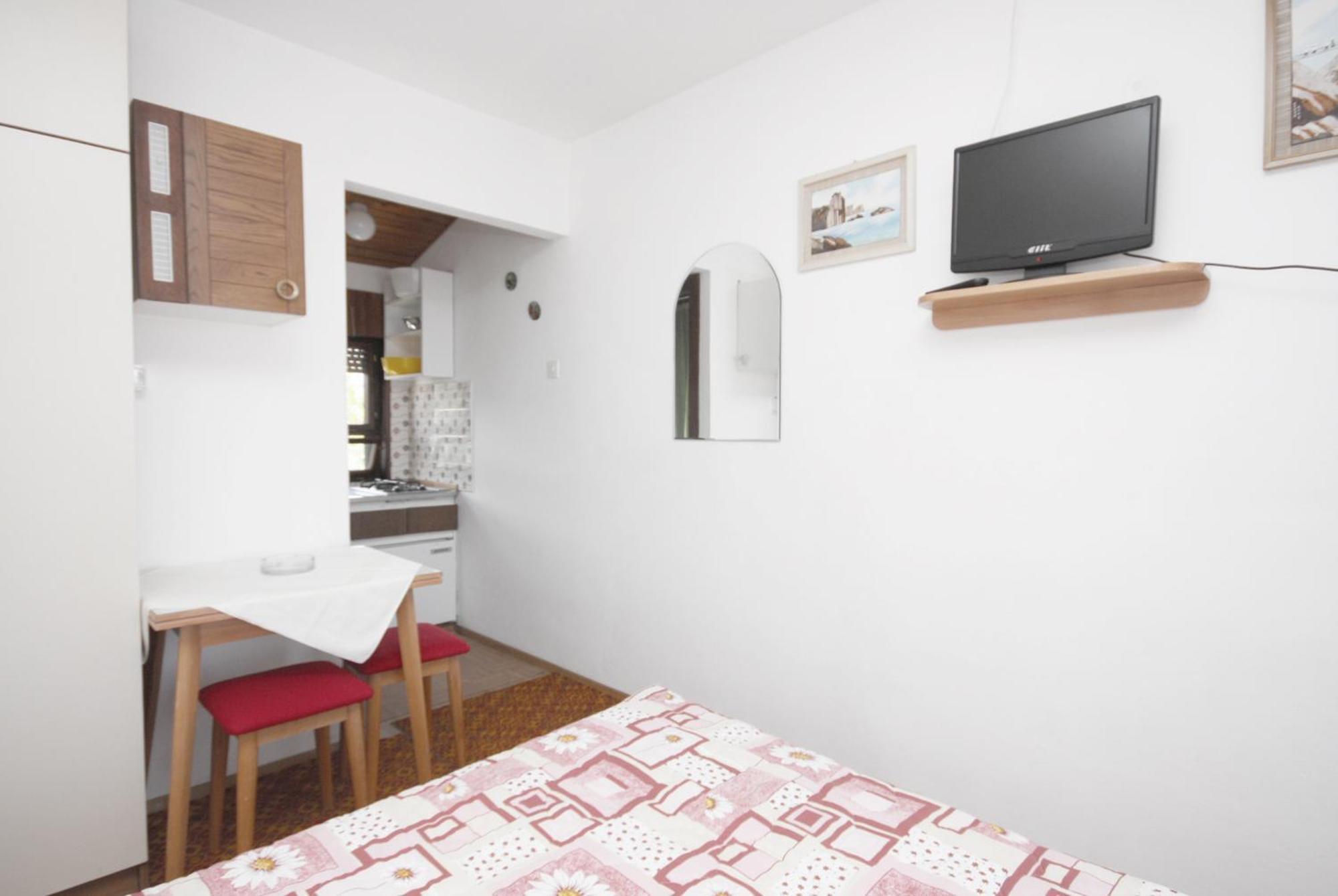Apartments With A Parking Space Murter - 5103 Betina  Room photo